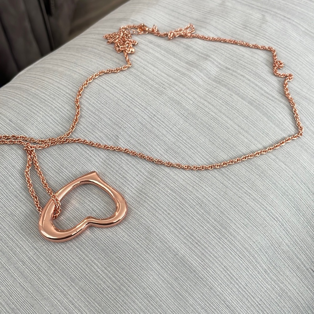 Premier design necklace. Rose gold heart necklace.